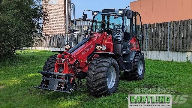Schäffer 6680T-2 農業用伸縮臂裝載機