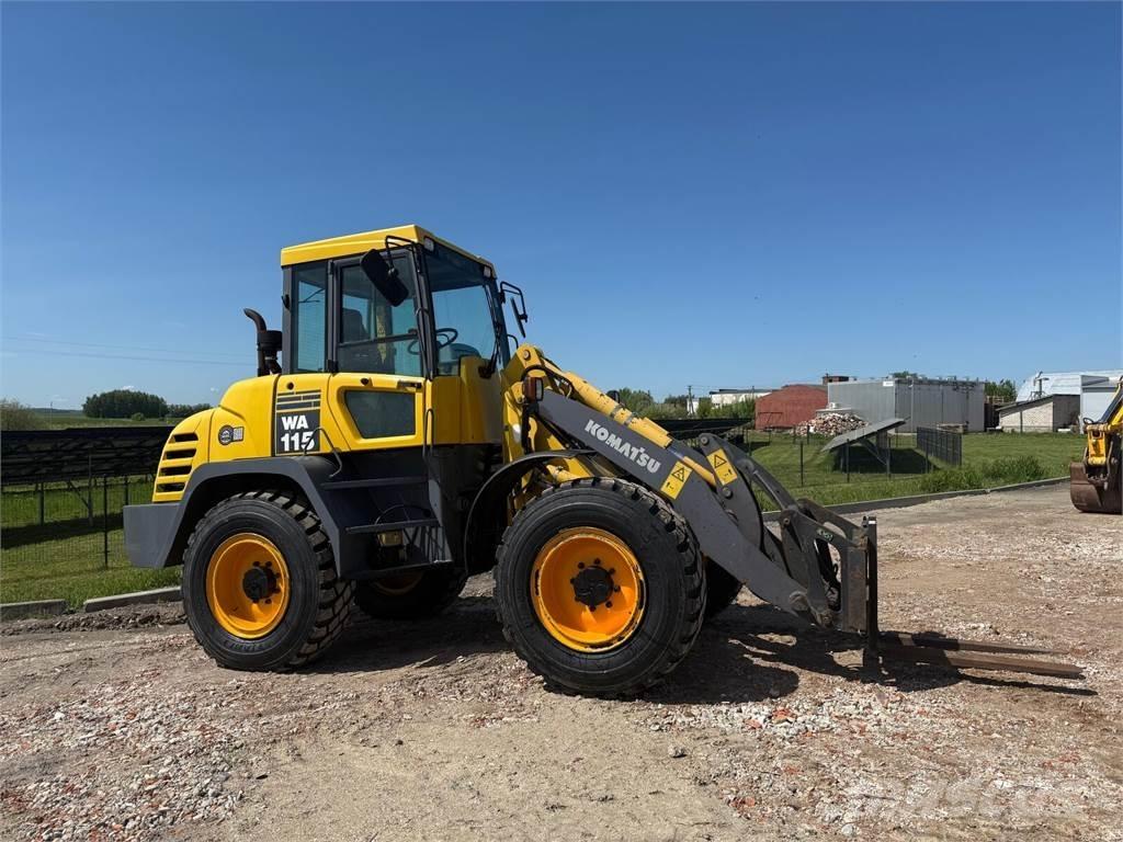Komatsu  輪胎式裝載機