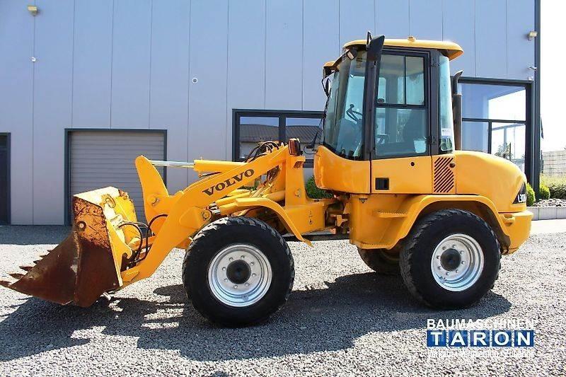 Volvo L30B 輪胎式裝載機