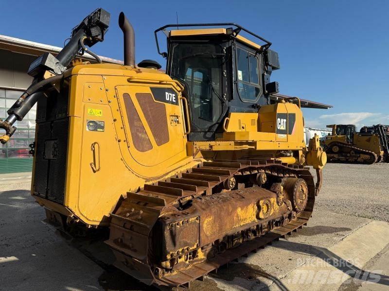 CAT D7E 履帶推土機