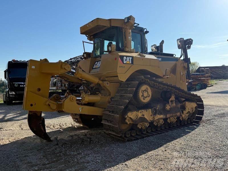 CAT D8T 履帶推土機