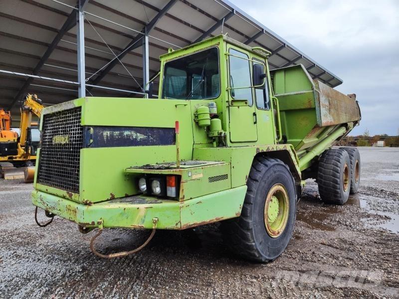 Terex 2566 鉸接式起吊車