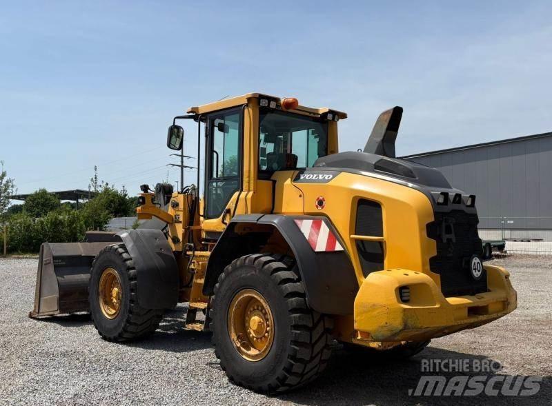 Volvo L90H 輪胎式裝載機
