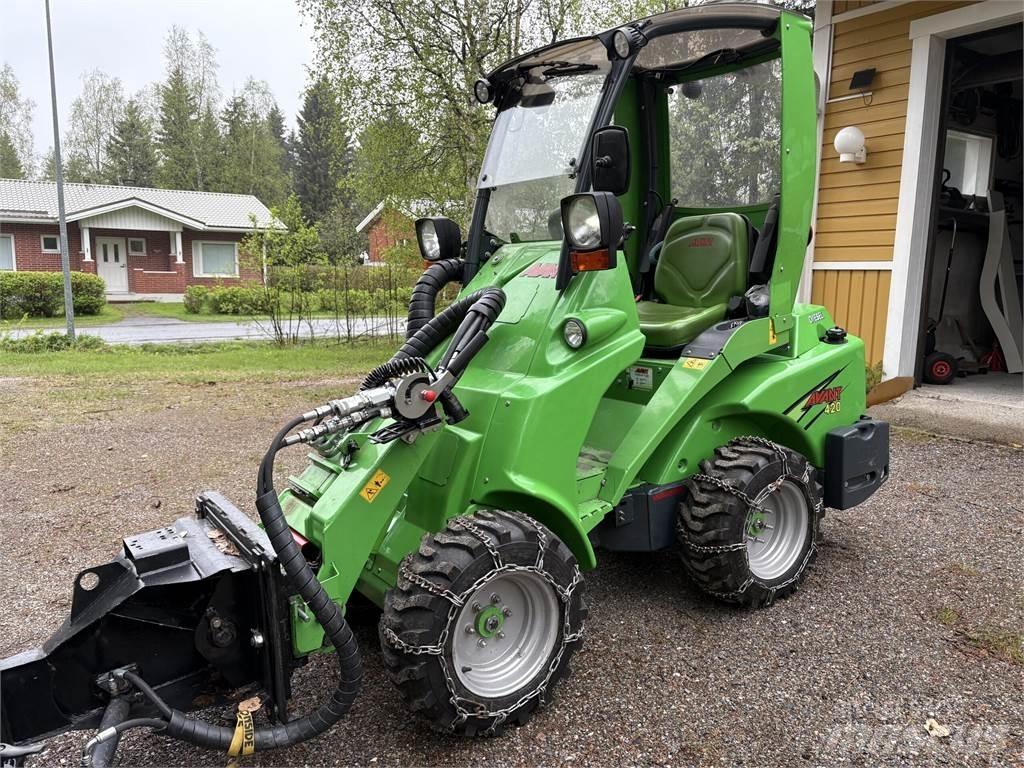 Avant 420 小型裝載機