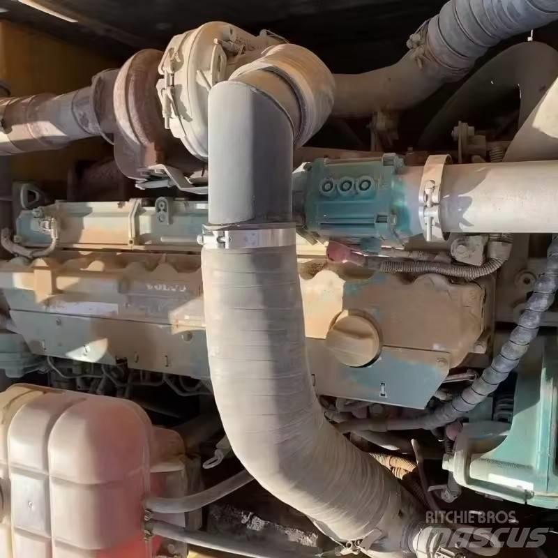 Volvo EC 300 D L 履帶式 挖土機/掘鑿機/挖掘機