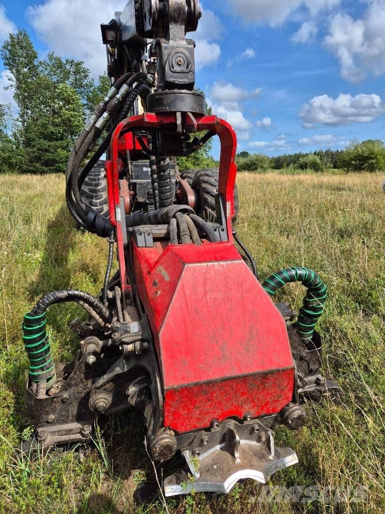 Komatsu C 144 收穫機頭