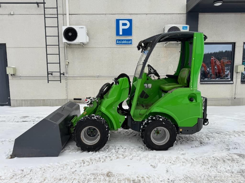 Avant R 28 小型裝載機