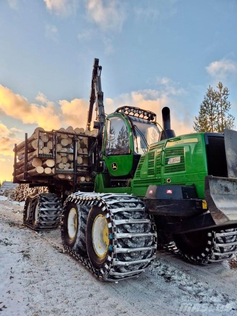 John Deere 1910G 集運機