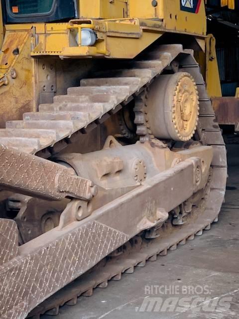 CAT D 9 T 履帶推土機