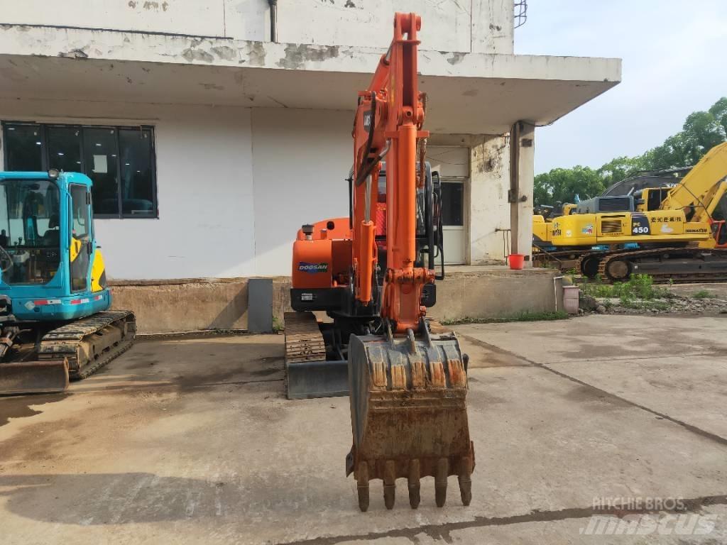 Doosan DH 55 小型挖土機/掘鑿機<7t(小型挖掘機)