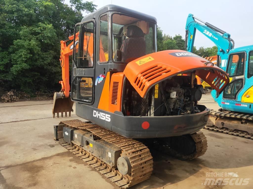 Doosan DH 55 小型挖土機/掘鑿機<7t(小型挖掘機)