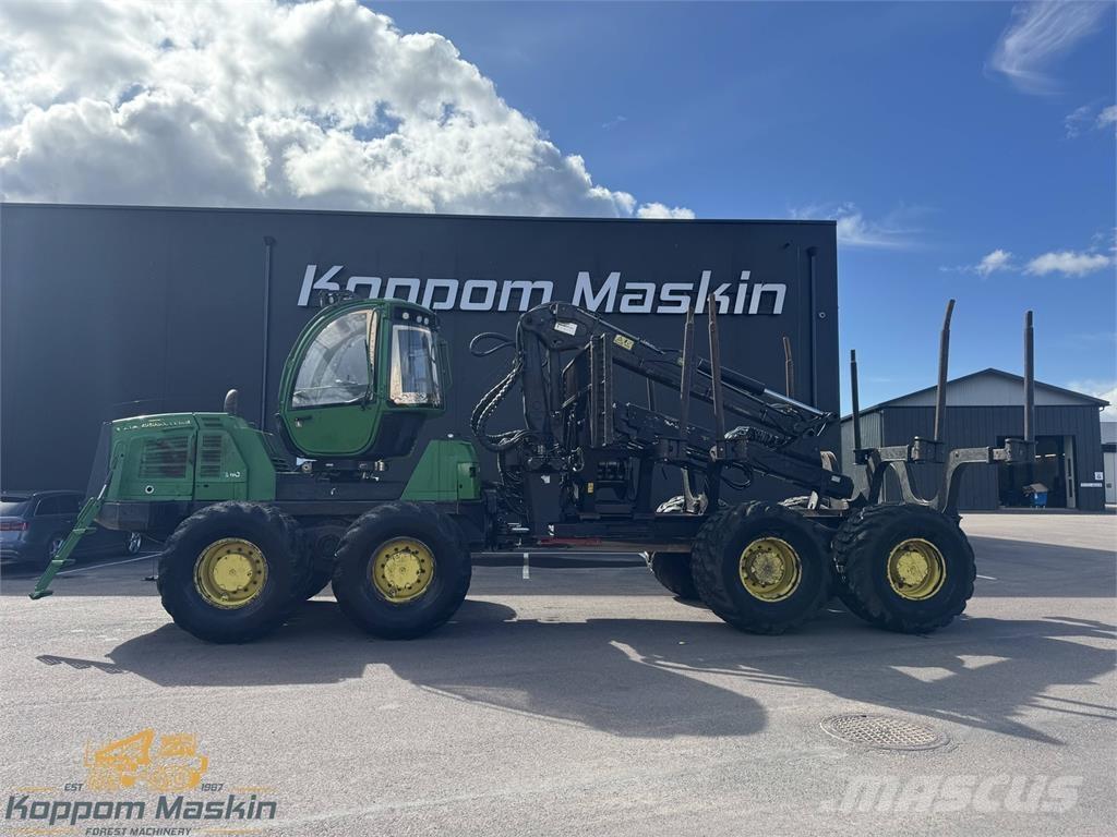 John Deere 1910E 集運機