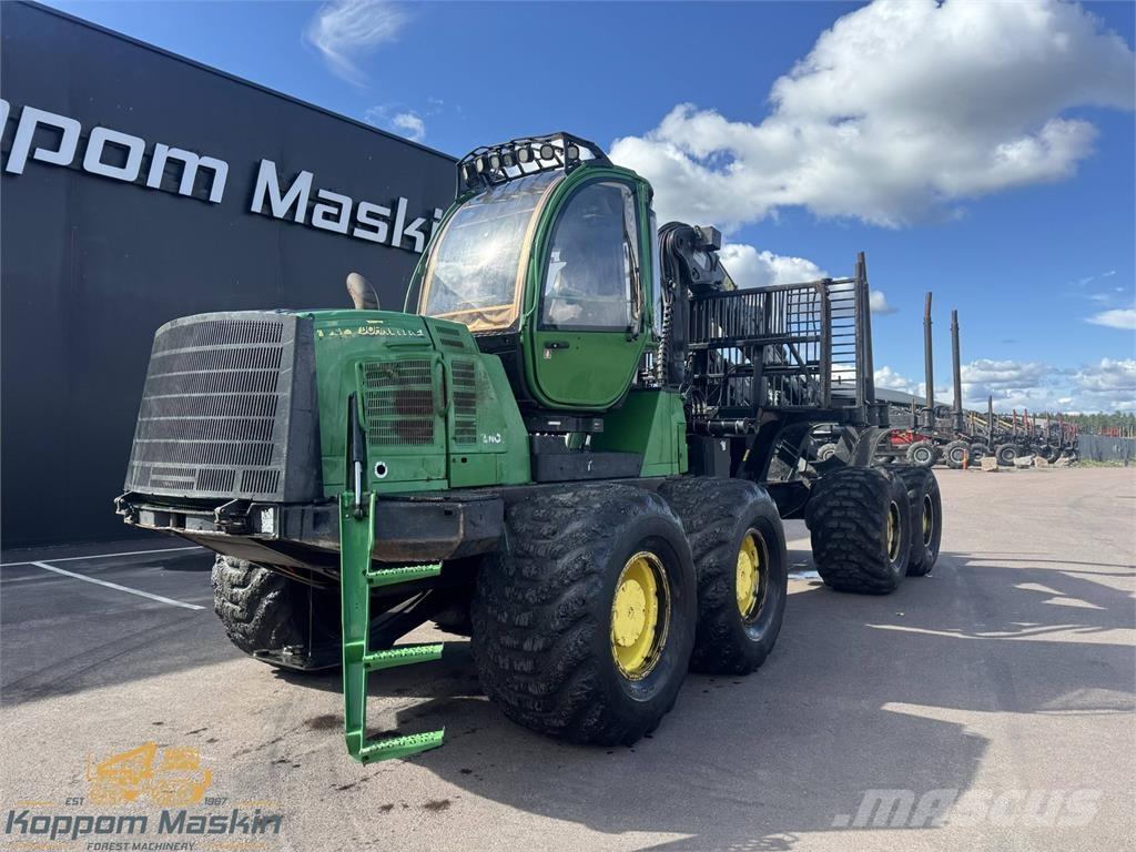 John Deere 1910E 集運機