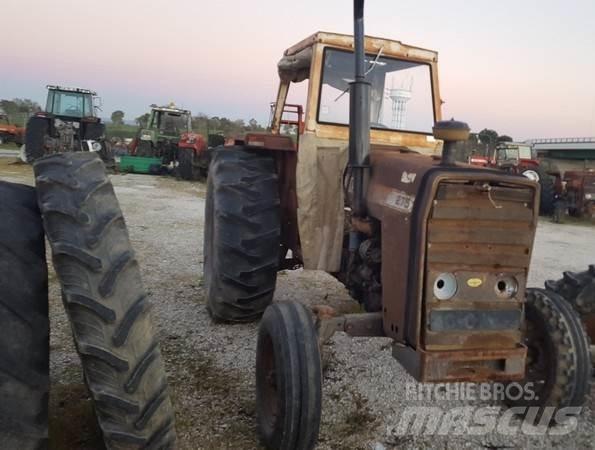 Massey Ferguson 275 曳引機