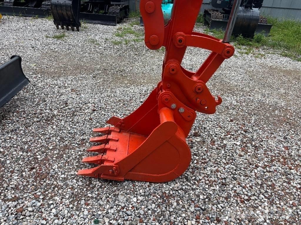 Kubota U 55-4 小型挖土機/掘鑿機<7t(小型挖掘機)
