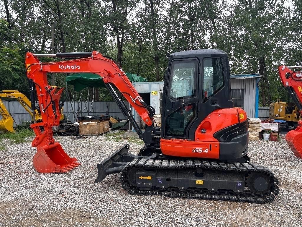 Kubota U 55-4 小型挖土機/掘鑿機<7t(小型挖掘機)
