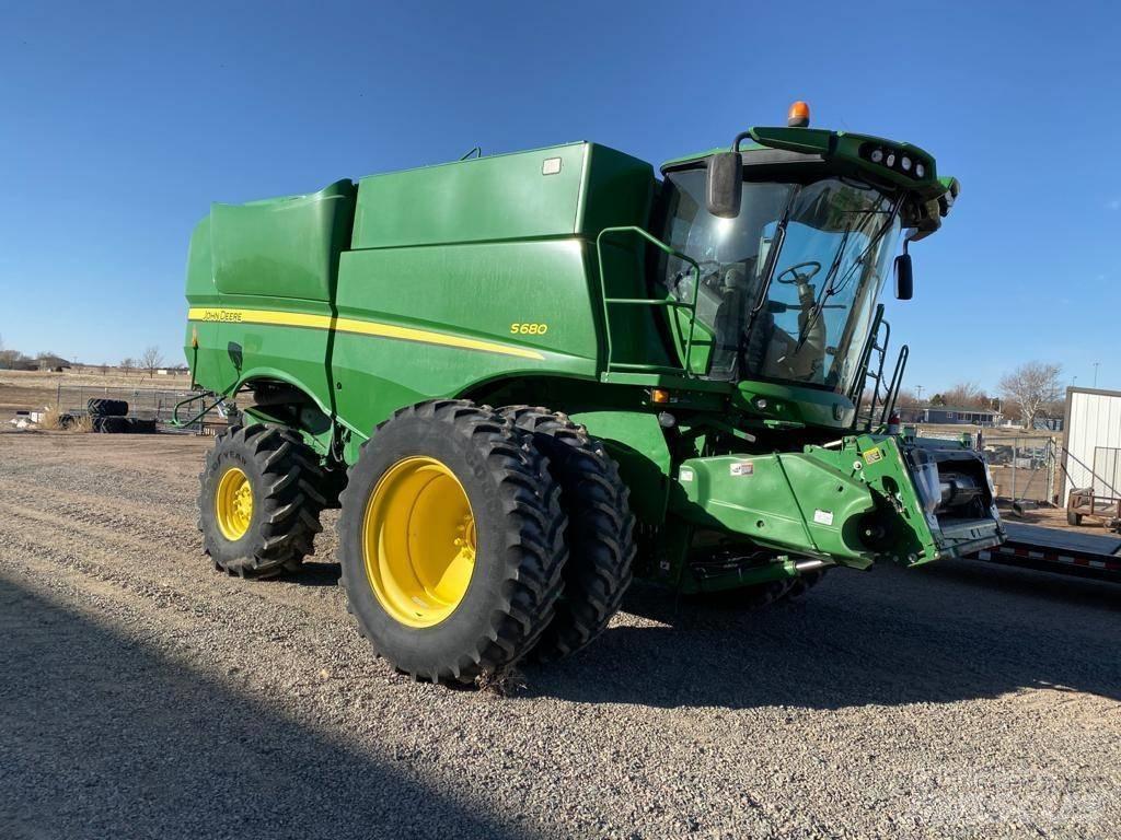John Deere S 680 聯合收穫機
