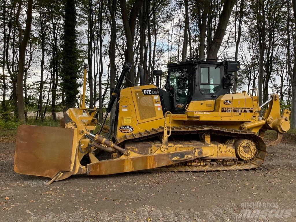 CAT D 7 E 履帶推土機
