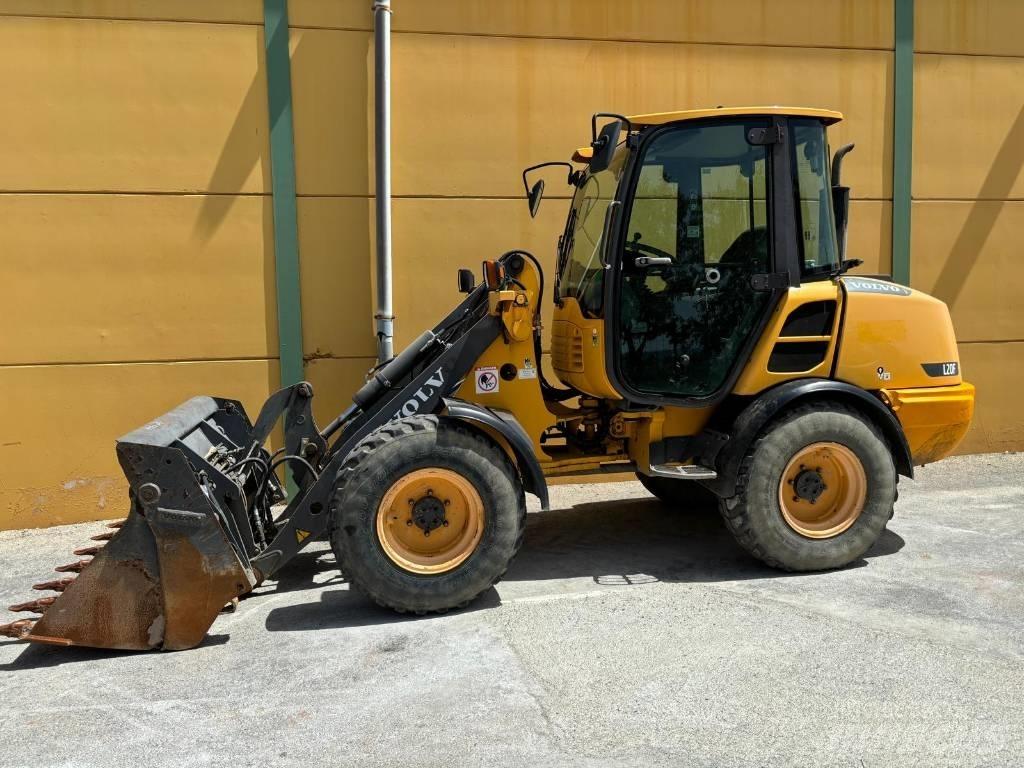 Volvo L 25 F 輪胎式裝載機