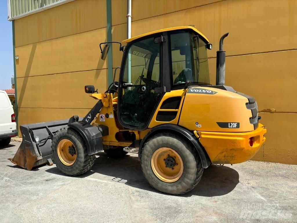 Volvo L 25 F 輪胎式裝載機