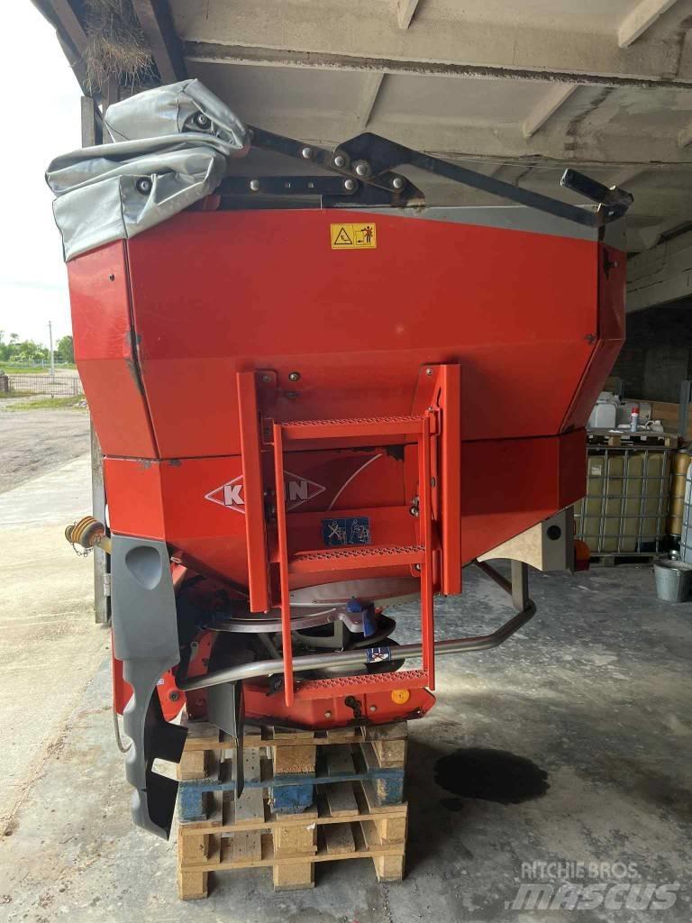 Kuhn 40.1W 礦物撒布機