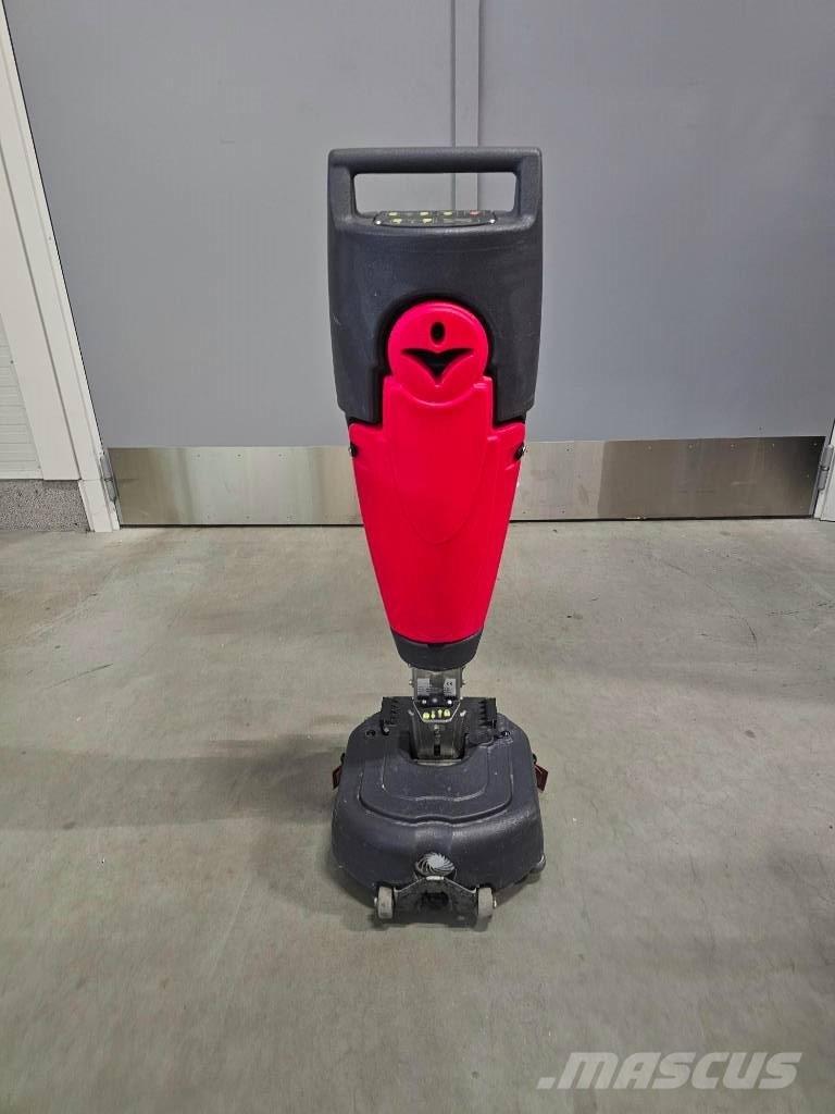 Hako Scrubmaster B3 洗地吸乾機