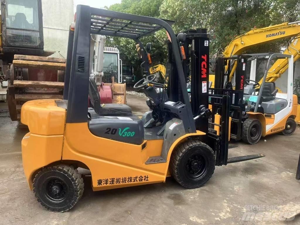 TCM FD 20 柴油卡車