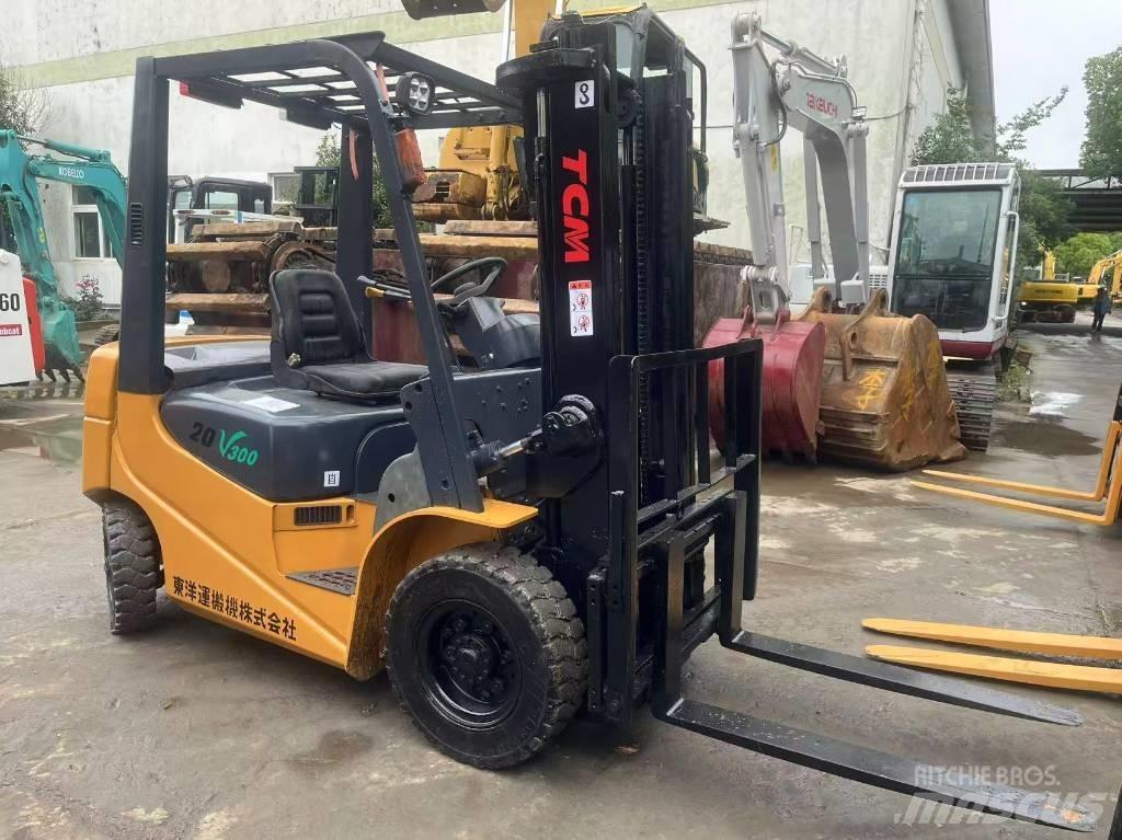 TCM FD 20 柴油卡車
