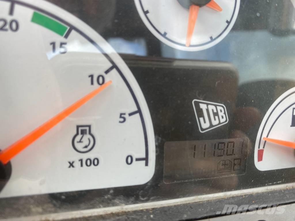 JCB 526-56 農業用伸縮臂裝載機