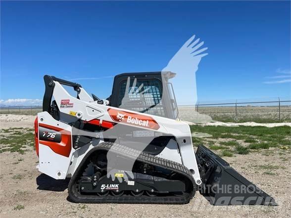 Bobcat T76 滑移轉向裝載機