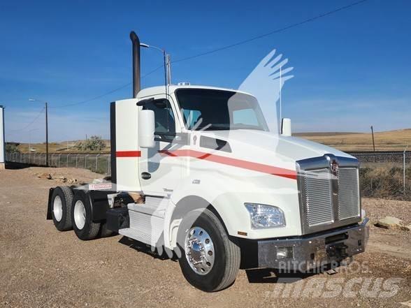 Kenworth T880 曳引機組件
