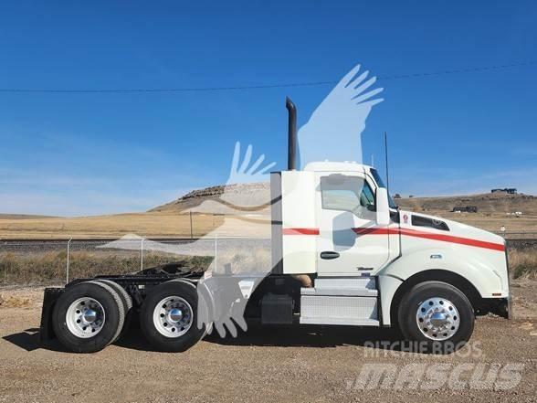 Kenworth T880 曳引機組件