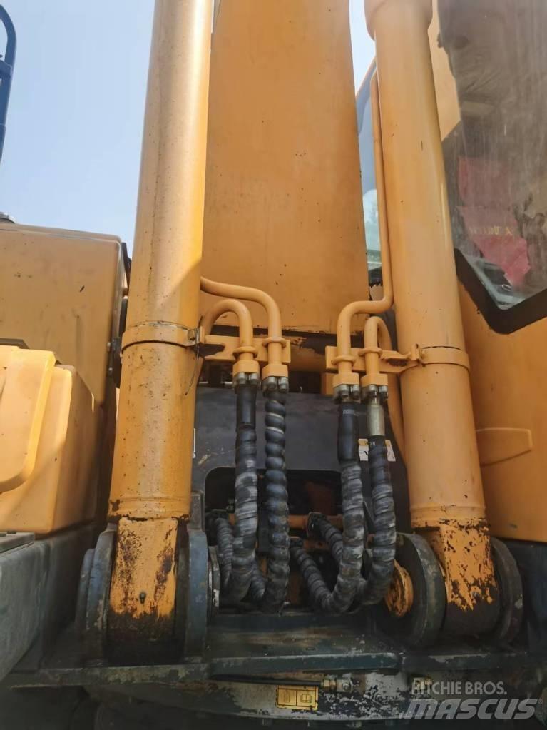 Hyundai R210W-9 旋轉式挖土機/掘鑿機/挖掘機