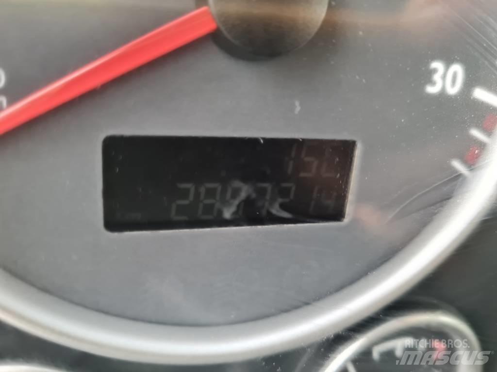 MAN 12.220 5.6m 溫控卡車