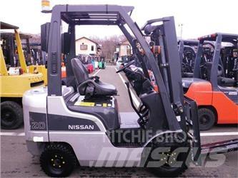 Nissan NP1F1M20J 液化石油氣LPG卡車