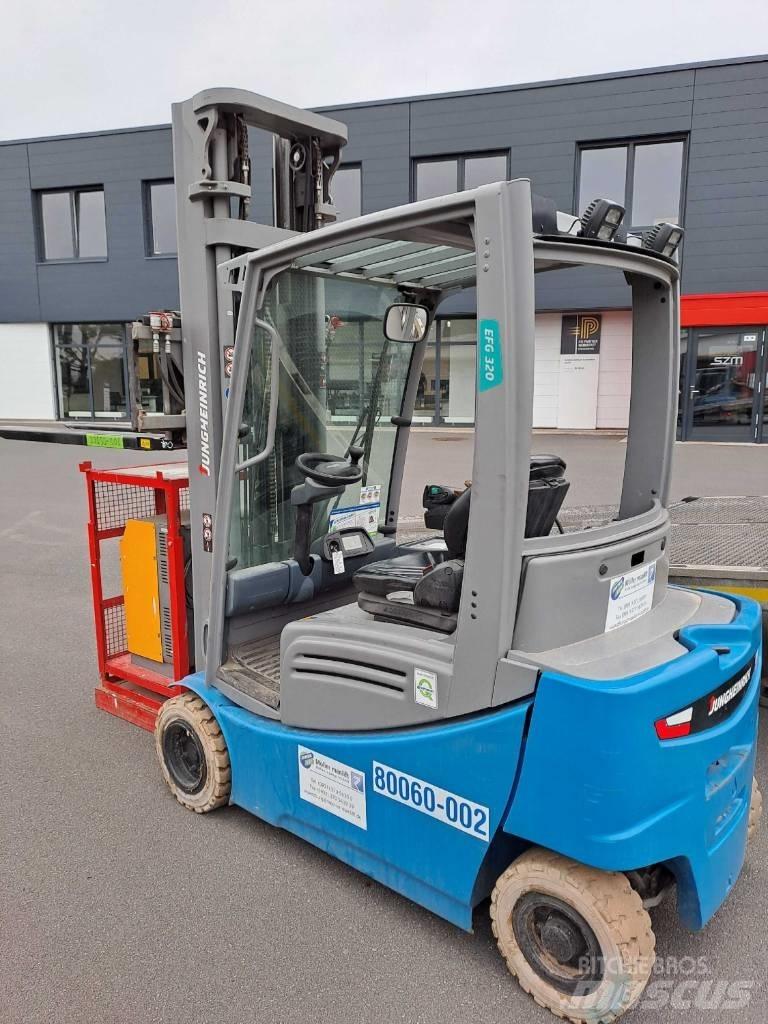 Jungheinrich EFG 320 電動堆高機