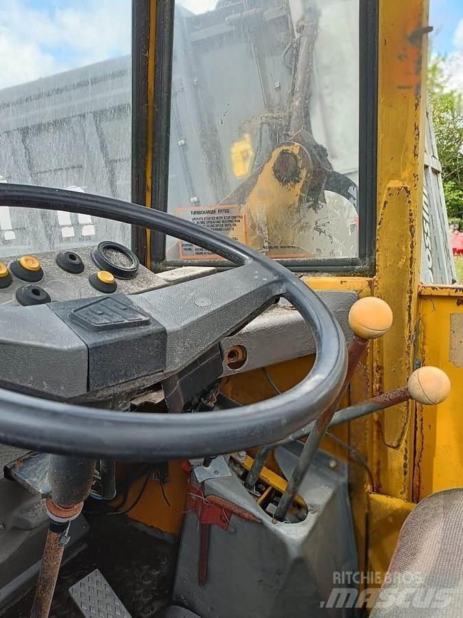 JCB 415P 輪胎式裝載機