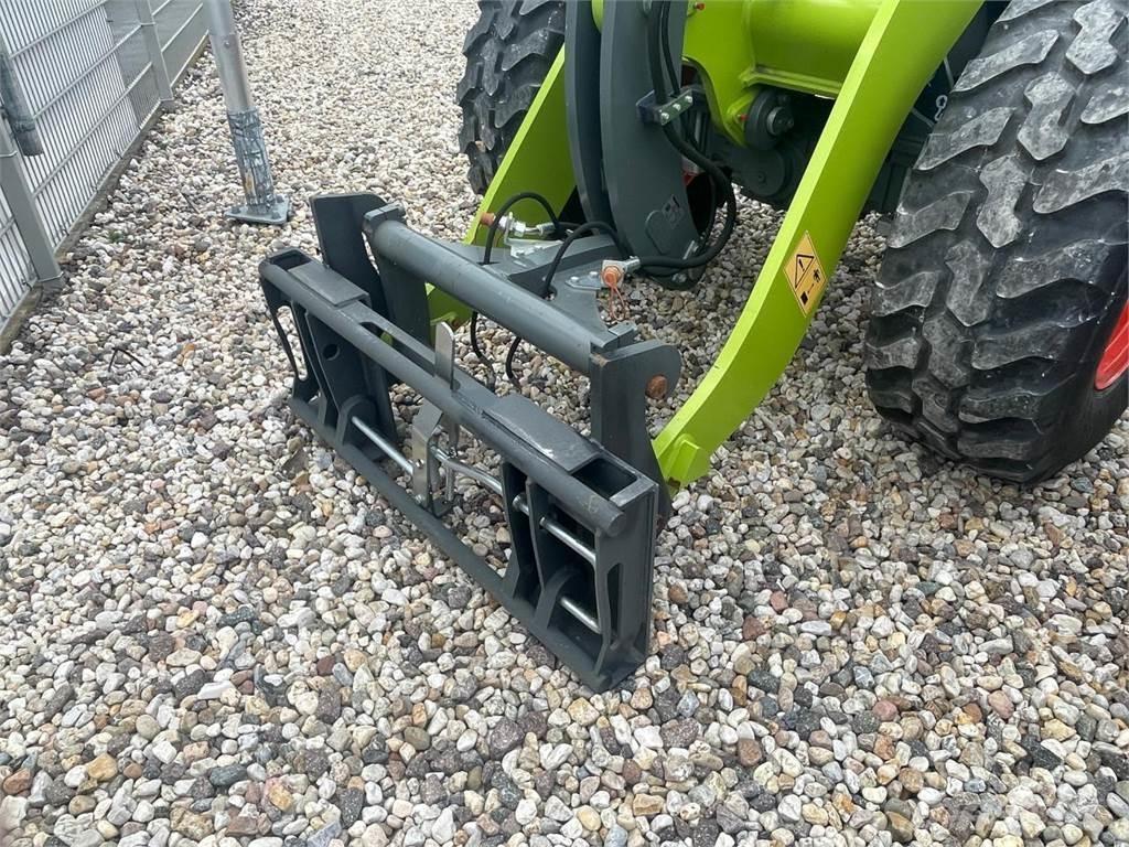 CLAAS Torion 535 輪胎式裝載機