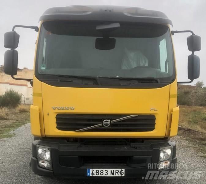 Volvo FL 240 裝載運輸卡車