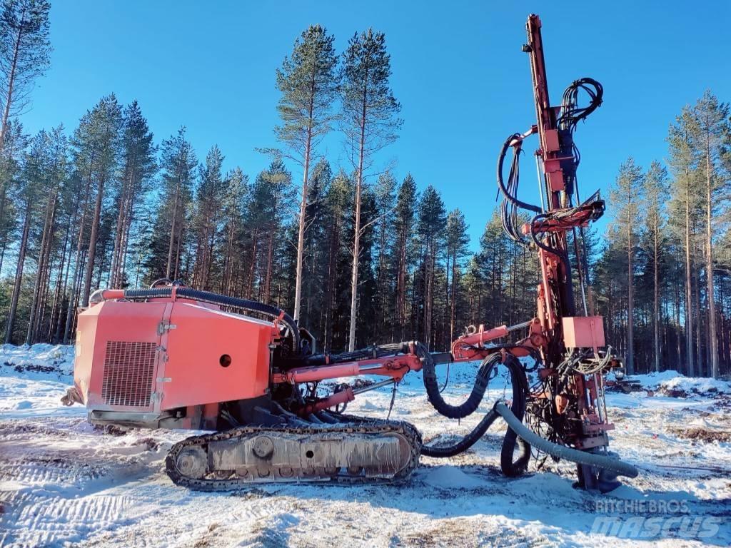 Sandvik DC 560 鑽孔機
