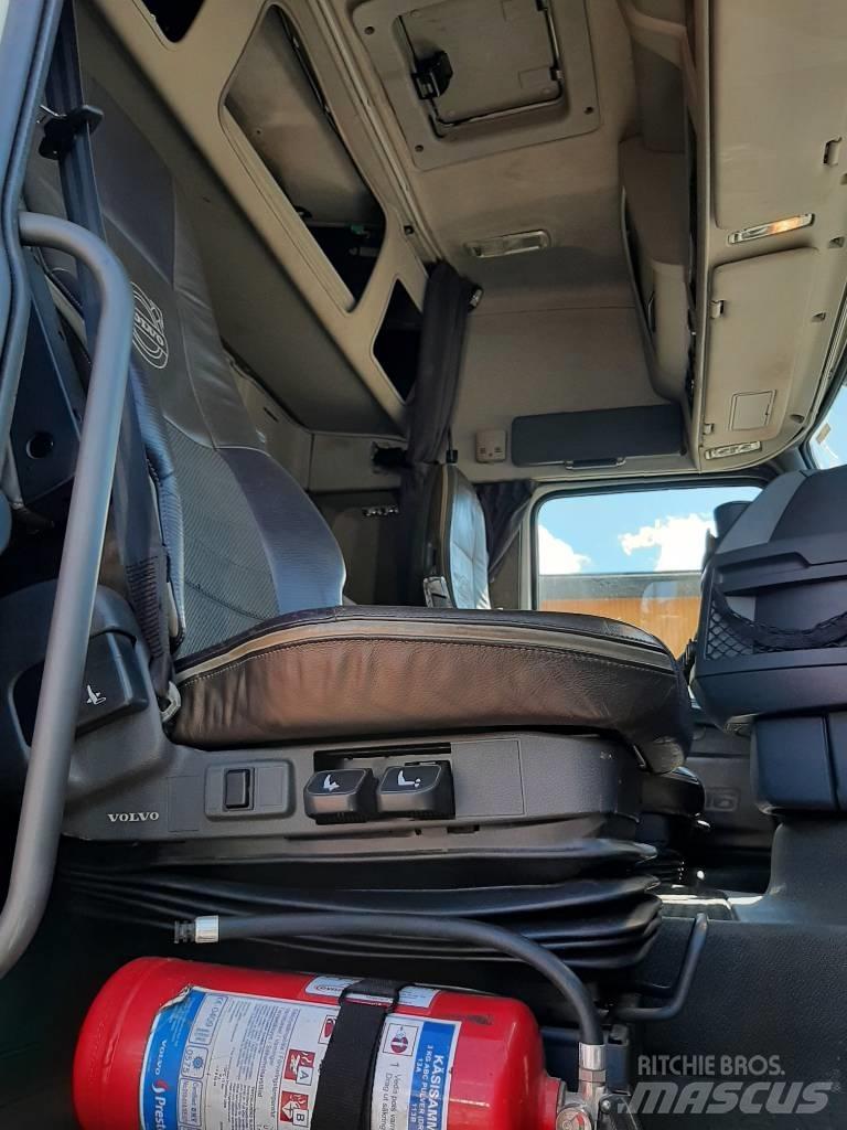 Volvo FH 16 木材貨車