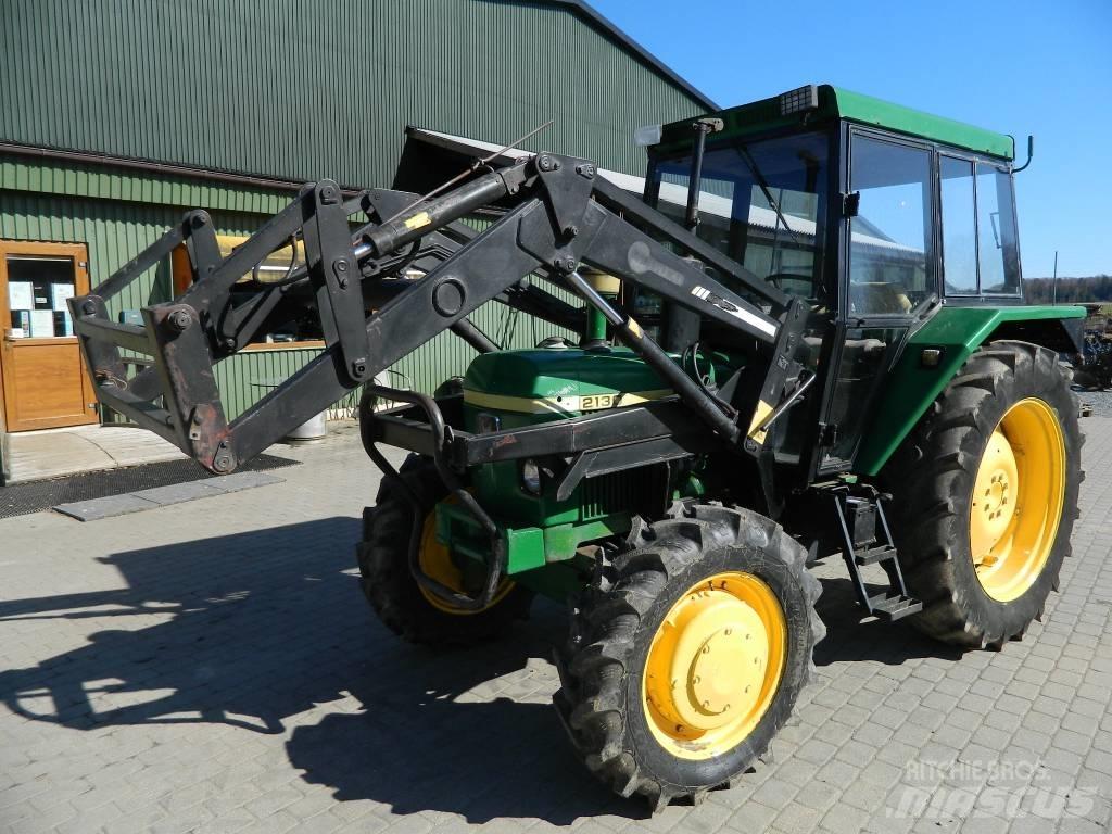 John Deere 2130 曳引機