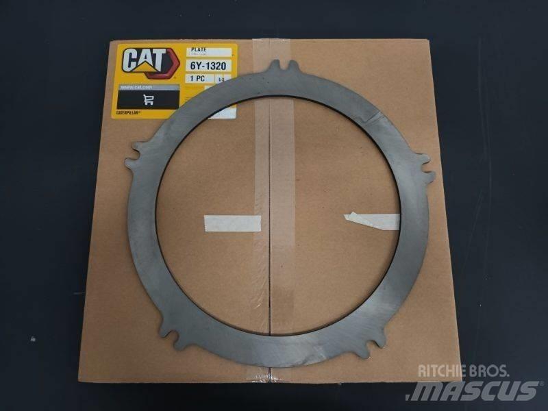 CAT PLATE 6Y-1320 底盤和懸架