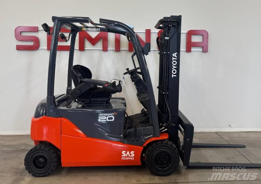 Toyota 10898 8FBM20T 電動堆高機