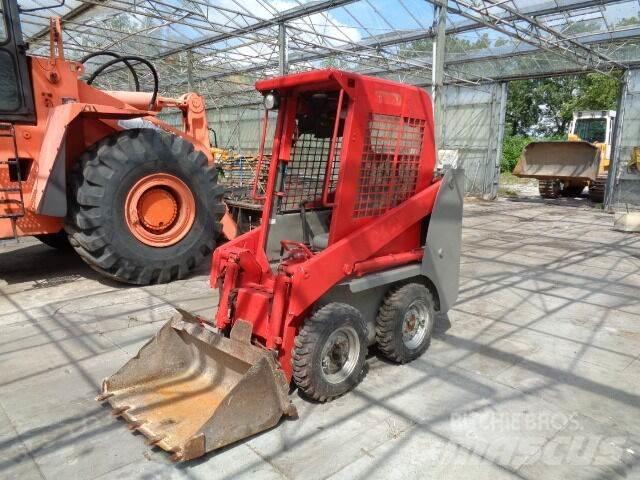 Gehl 1640 滑移轉向裝載機