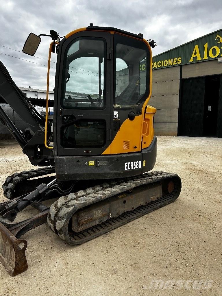 Volvo ECR 58 D 小型挖土機/掘鑿機<7t(小型挖掘機)