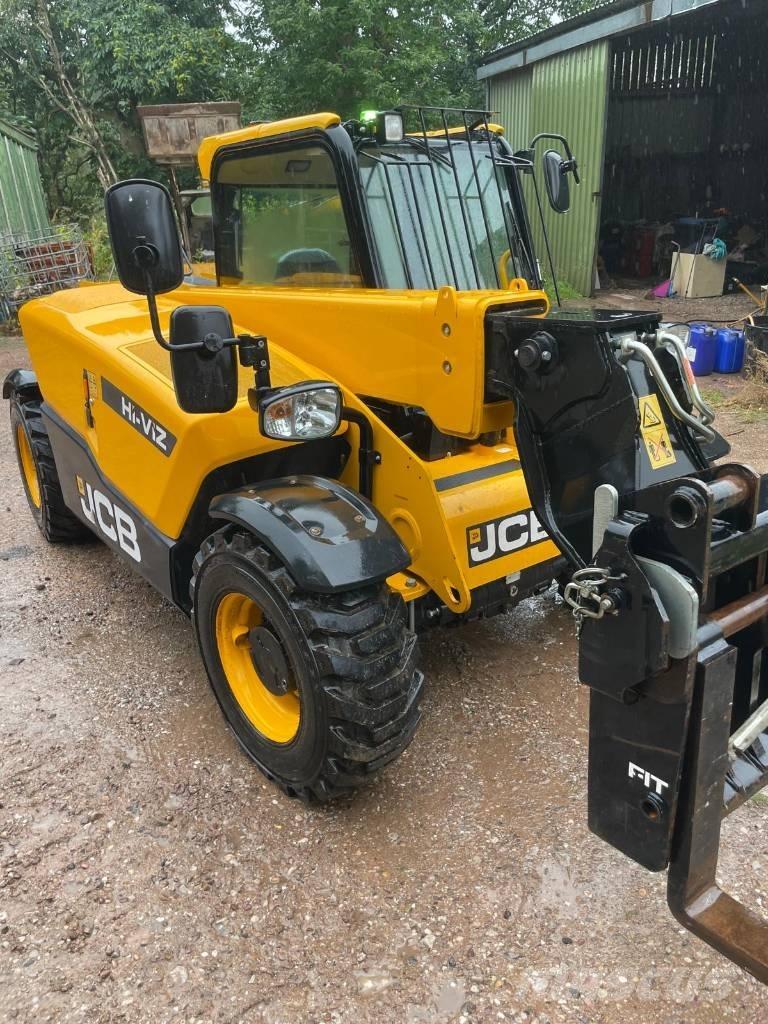 JCB 525-60 伸縮臂操作車