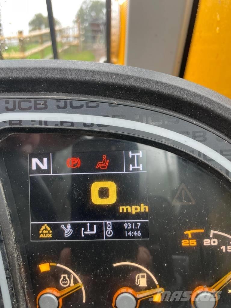 JCB 525-60 伸縮臂操作車