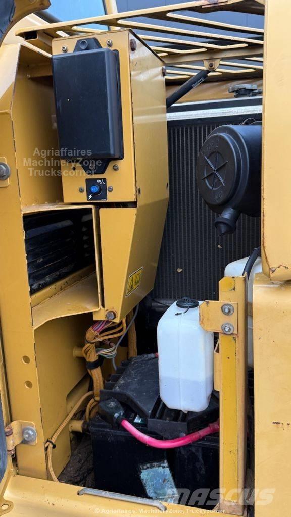 CAT 307 中型挖土機/掘鑿機/挖掘機 7t-12t