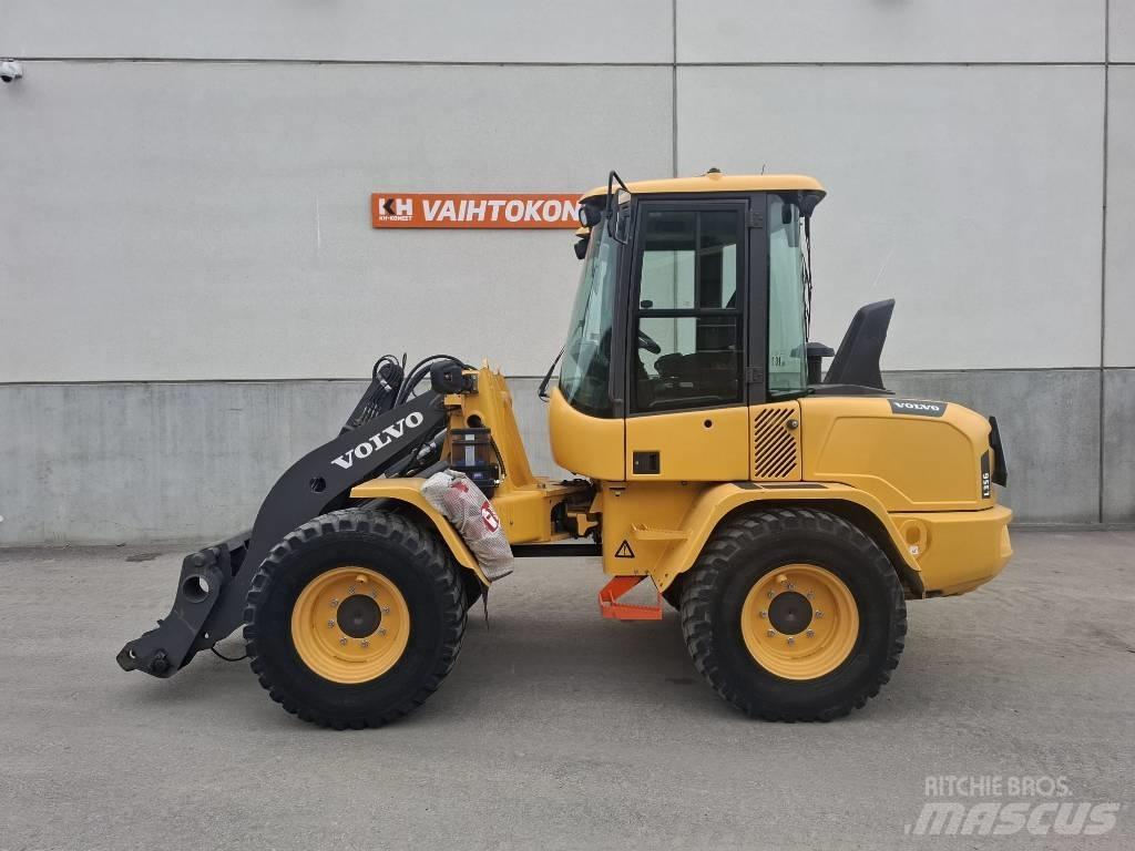 Volvo L 35 GT 輪胎式裝載機